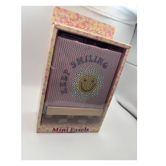 Diamond Art Club Mini Easels: Keep Smiling — Mini Diamond Painting Kit + Easel | New