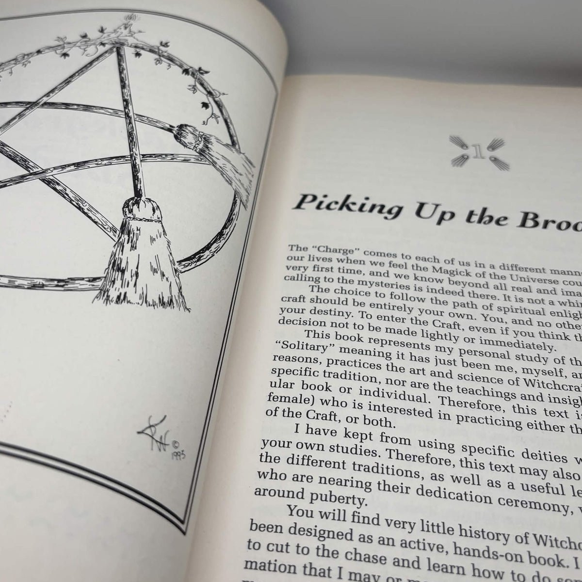 To Ride a Silver Broomstick: New Generation Witchcraft — Silver RavenWolf