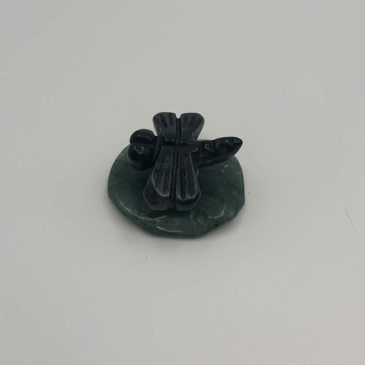 Moss Agate Dragonfly on Green Aventurine Leaf – Natural Stone Carving (CR-DF11)