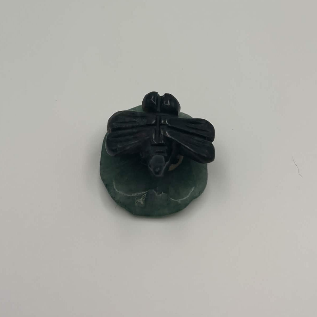 Moss Agate Dragonfly on Green Aventurine Leaf – Natural Stone Carving (CR-DF11)