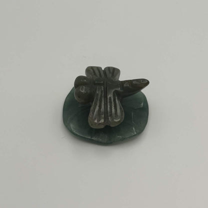 Moss Agate Dragonfly on Green Aventurine Leaf – Natural Stone Carving (CR-DF13)