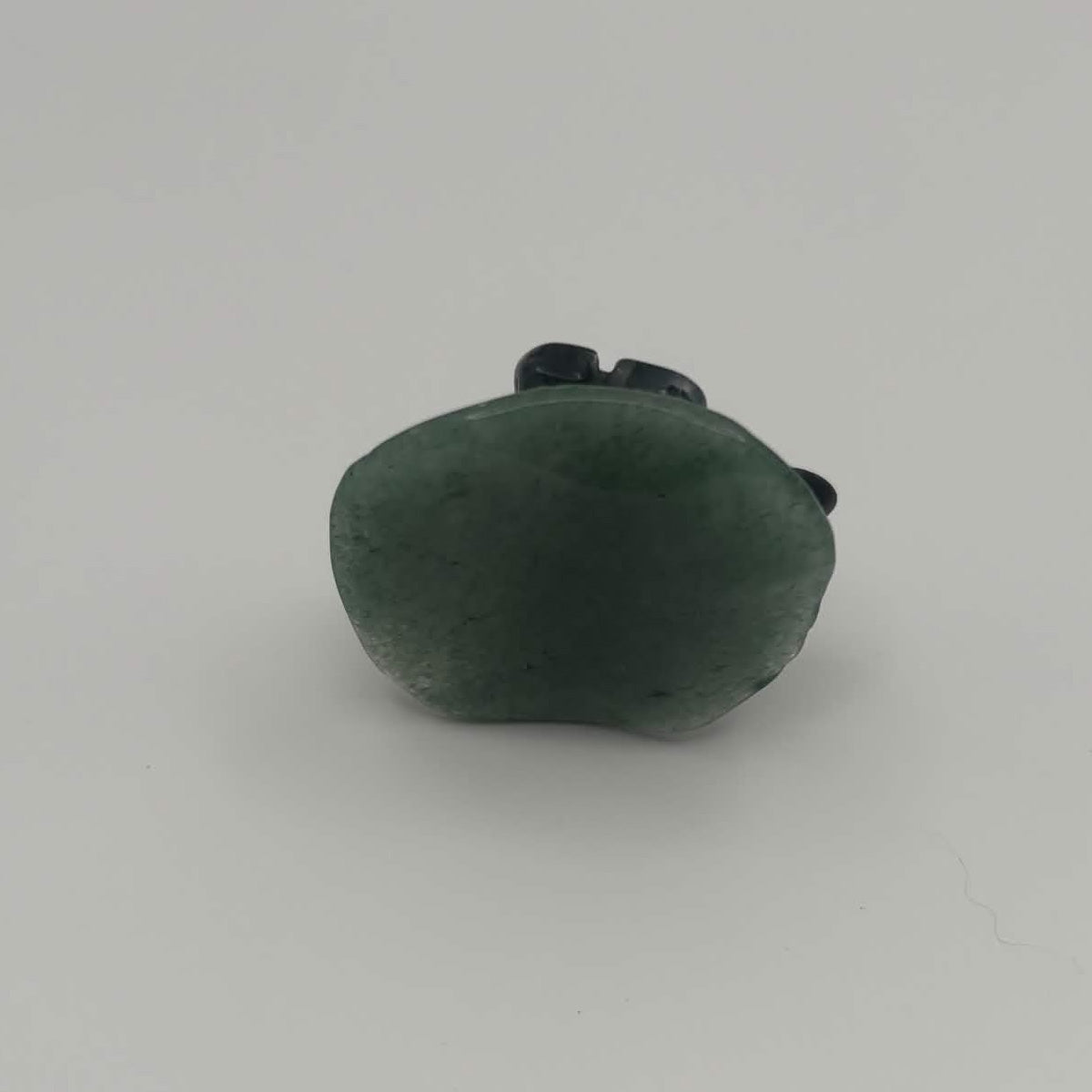 Moss Agate Dragonfly on Green Aventurine Leaf – Natural Stone Carving (CR-DF6)