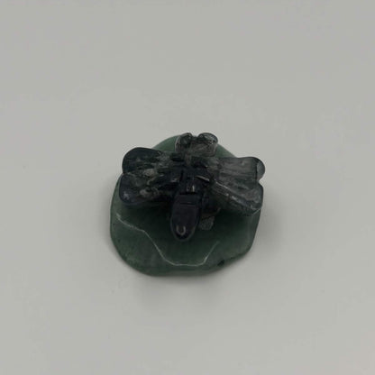 Moss Agate Dragonfly on Green Aventurine Leaf – Natural Stone Carving (CR-DF6)