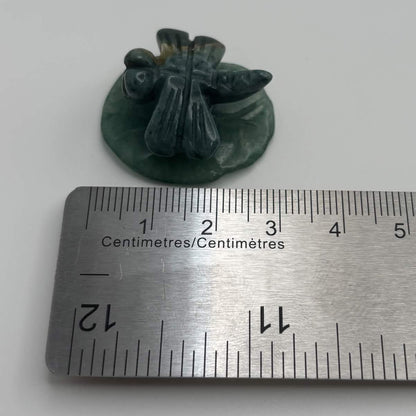 Moss Agate Dragonfly on Green Aventurine Leaf – Natural Stone Carving (CR-DF7)