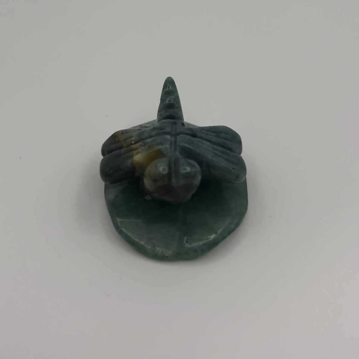 Moss Agate Dragonfly on Green Aventurine Leaf – Natural Stone Carving (CR-DF7)