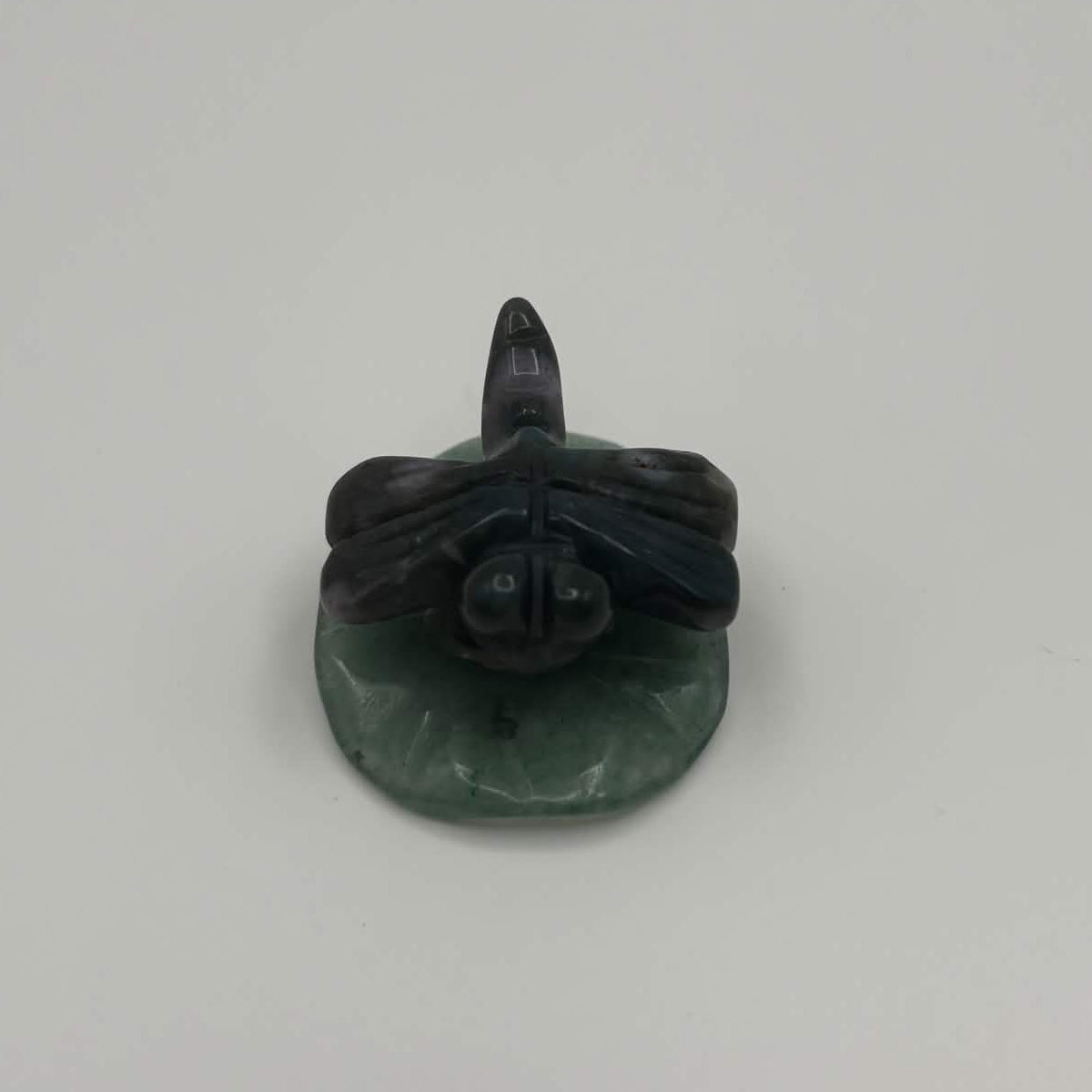 Moss Agate Dragonfly on Green Aventurine Leaf – Natural Stone Carving (CR-DF8)