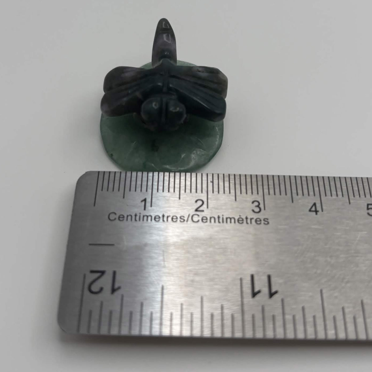 Moss Agate Dragonfly on Green Aventurine Leaf – Natural Stone Carving (CR-DF8)