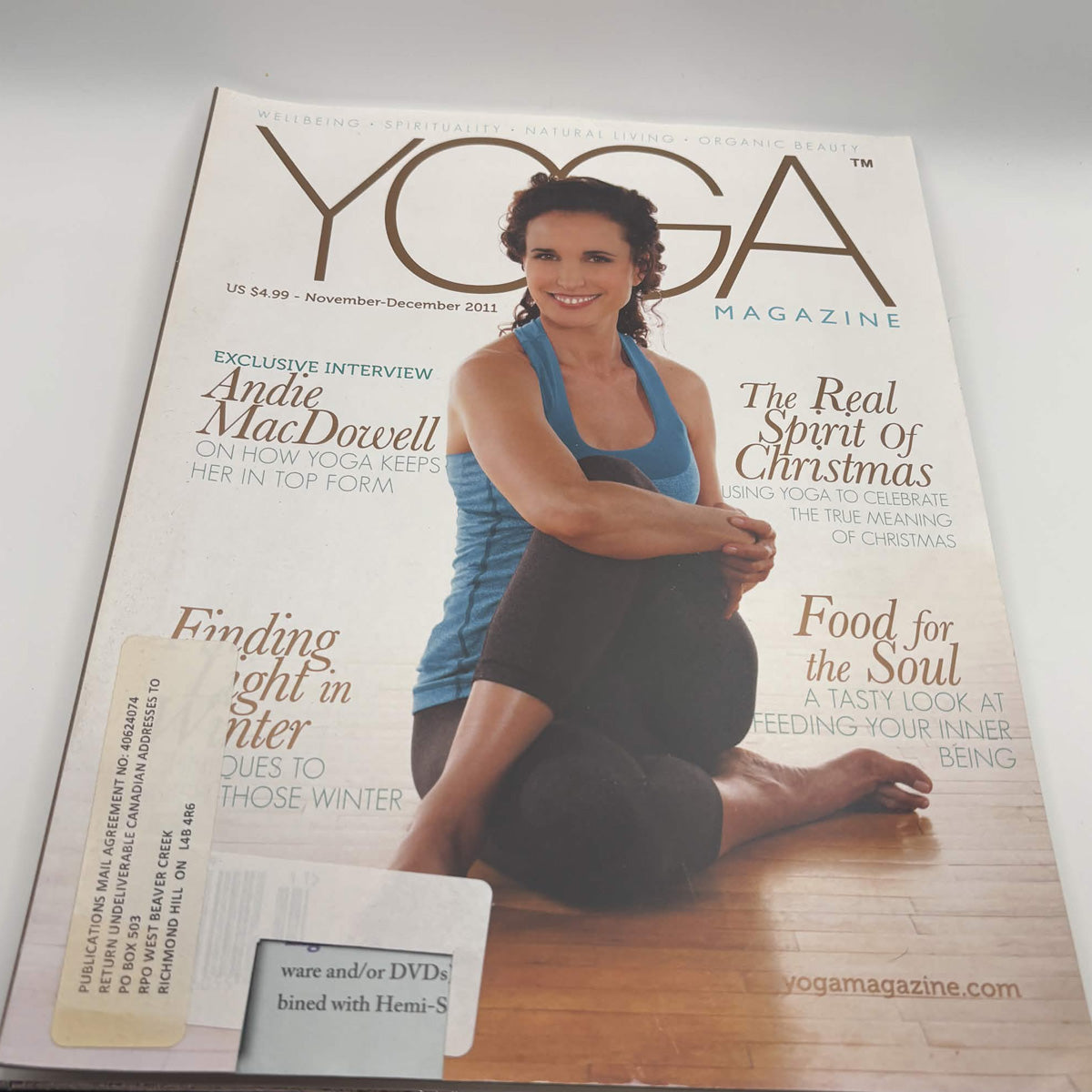 Yoga Magazine November–December 2011 – Andie MacDowell, Spirituality, Yoga & Wellness