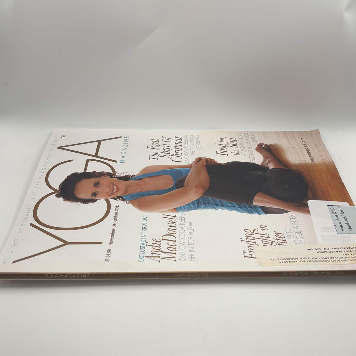Yoga Magazine November–December 2011 – Andie MacDowell, Spirituality, Yoga & Wellness